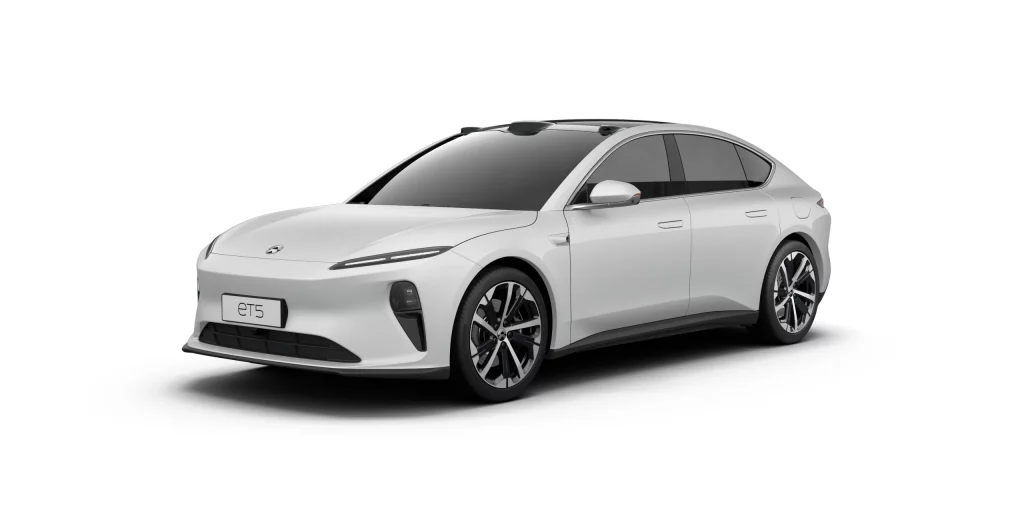 NIO ET5