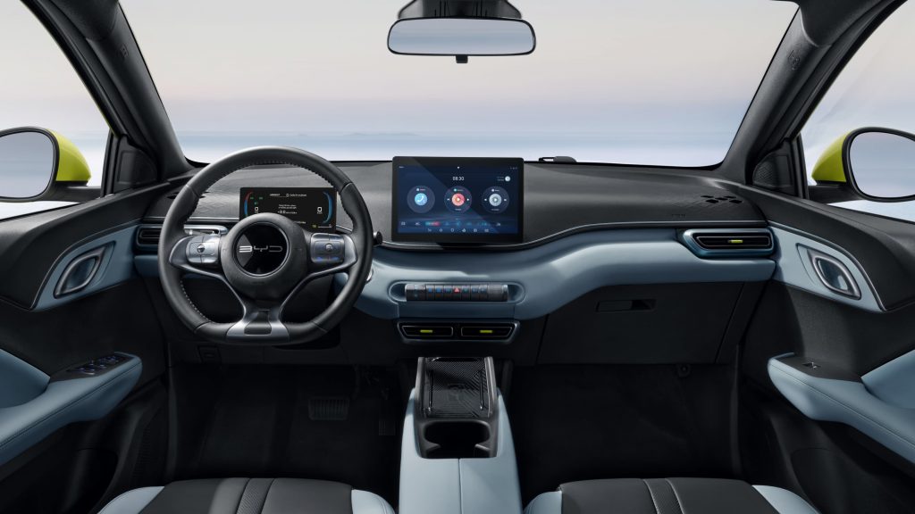 BYD Dolphin Surf Cockpit BYD Dolphin Surf Cockpit