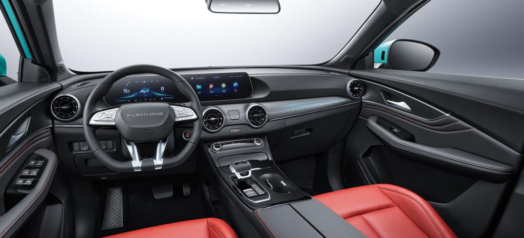 DFM Forthing 5 Cockpit