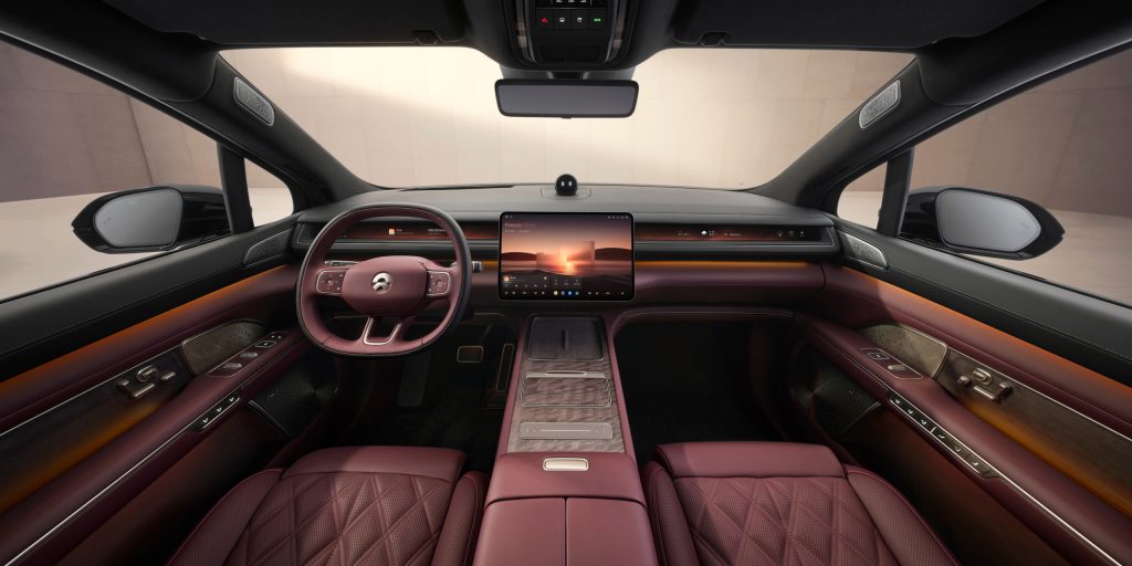 NIO ES8 Cockpit