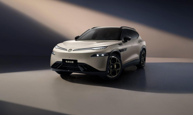 VW-Xpeng-SUV ID. UNYX 08 floppt in China