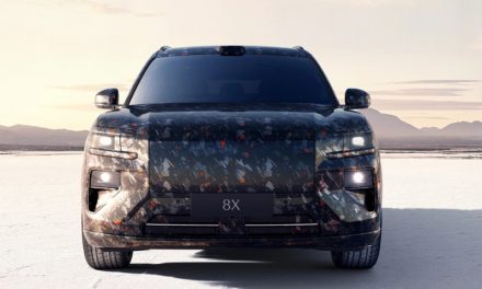 Zeekr im Höhenflug – 70 % Wachstum und neue „Super-Hybrid“-Waffe für Q2