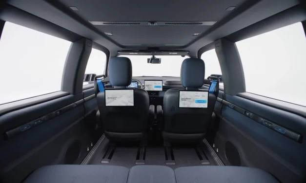Waymo Ojai: Zeekr-Robotaxi 75.000 $ günstiger als I-PACE