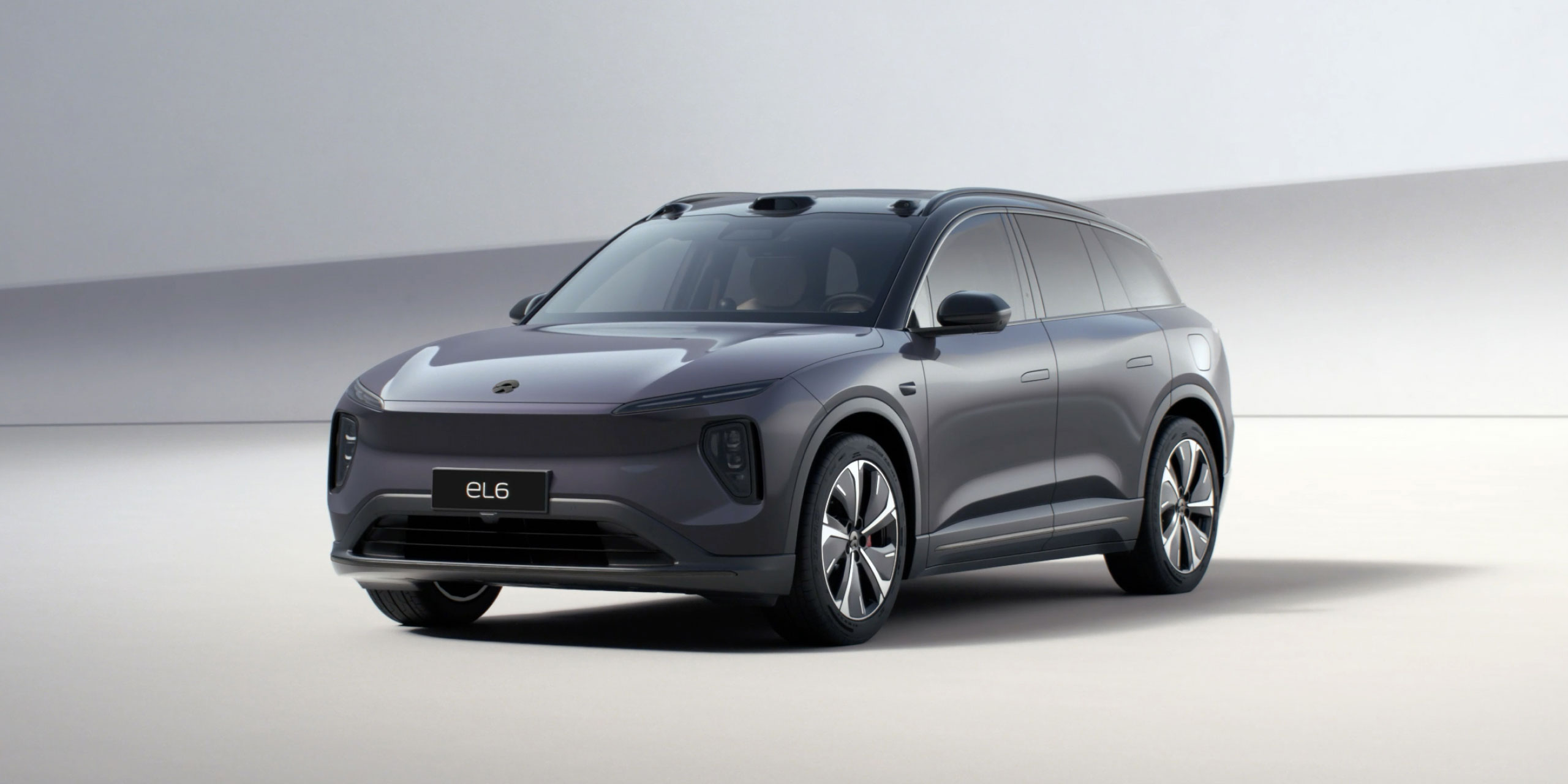 NIO EL6 2026 – Premium-Mittelklasse-SUV mit 490 PS, 529 km WLTP und Batterie-Swap