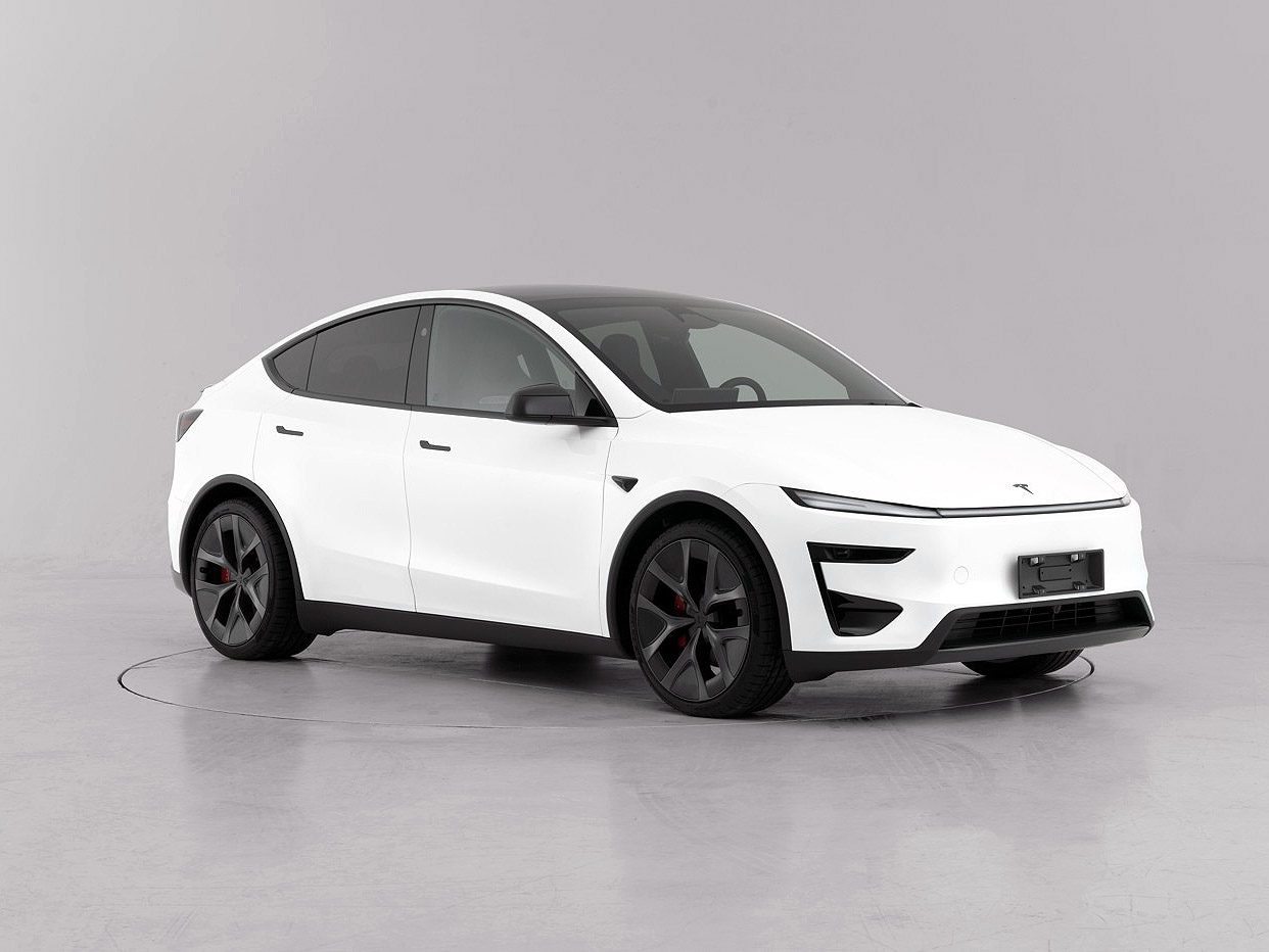 Tesla Model Y Performance 2026 in der MIIT-Zulassung – Rückkehr nach China mit 467 kW