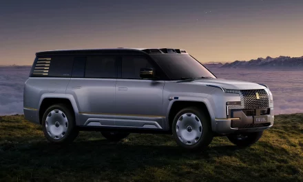 BYD Yangwang U8L Viersitzer: Das „Snowcrest“-Flaggschiff
